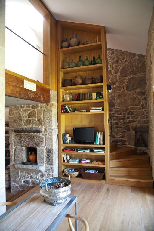Os Lambrans Guest House Padron Bagian luar foto