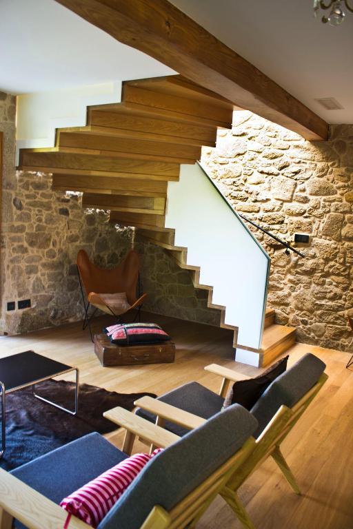 Os Lambrans Guest House Padron Bagian luar foto